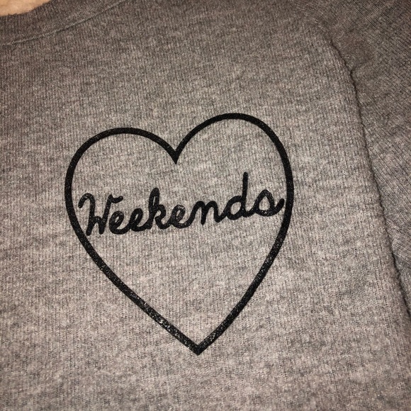 Comfy “Weekends” Sweater - Picture 4 of 6